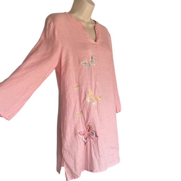 Alexandra Bartlett Tops - Alexandra Bartlett Linen Tunic Top Pink Embroidered Butterfly‎ Resort Boho L